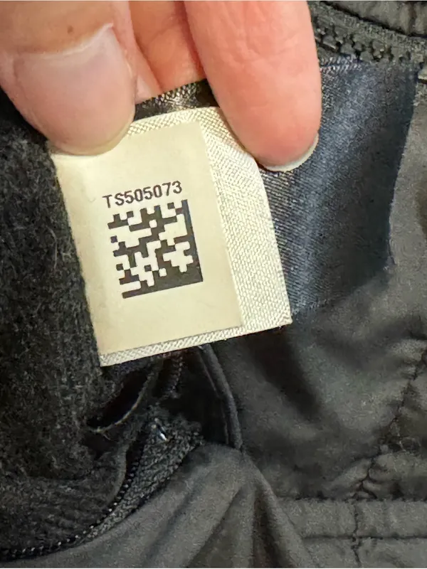 The North Face Mossbud Swirl Reversible Black Hooded Quilted Parka - Image 12