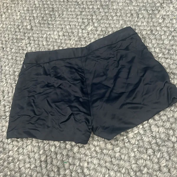 Theory Navy Wool Blend‎ Micro Shorts Size 2 - Image 6