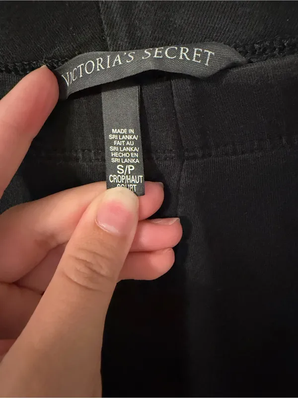 Victoria's Secret Black Capri Stretch Pants - Image 2