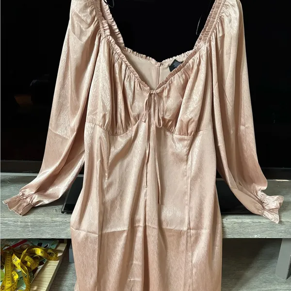 Forever 21 Blush Mini Dress - Image 3