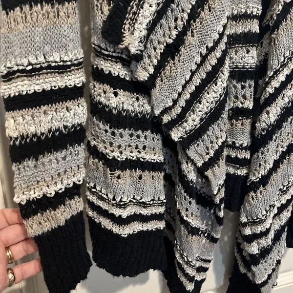 American Eagle Cardigan Sweater Women's S Crochet Open Front Black White Stripes - Image 5