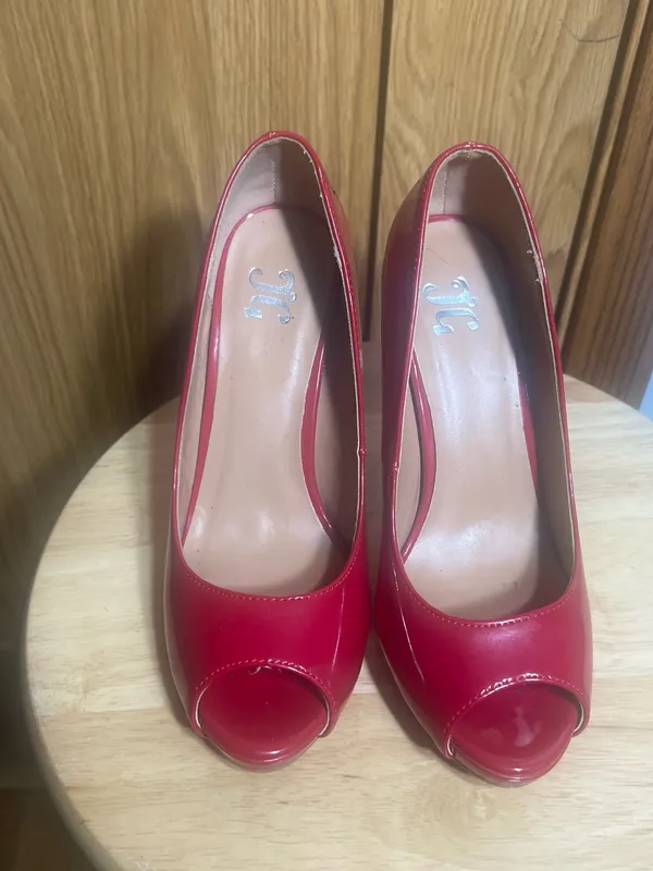 Classic Patent Peep-Toe High Heels in Red - Image 7