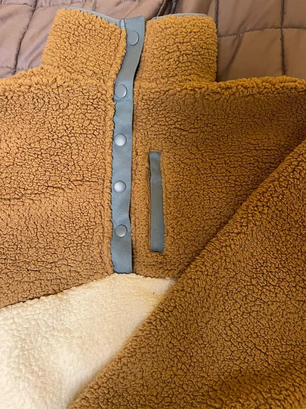 Francesca's Women's Brown and White Sweatshirt - Image 3
