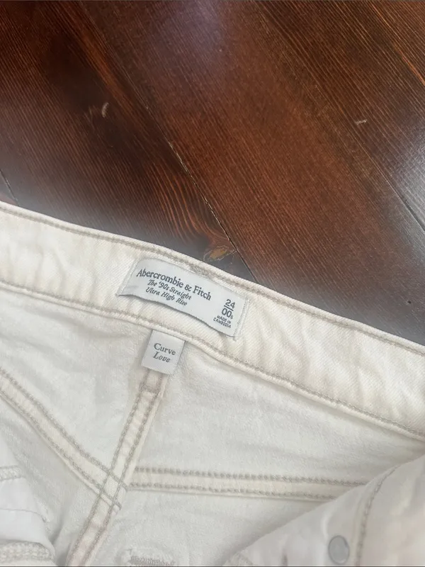 Abercrombie & Fitch White Straight Leg Women's Jeans - Image 2
