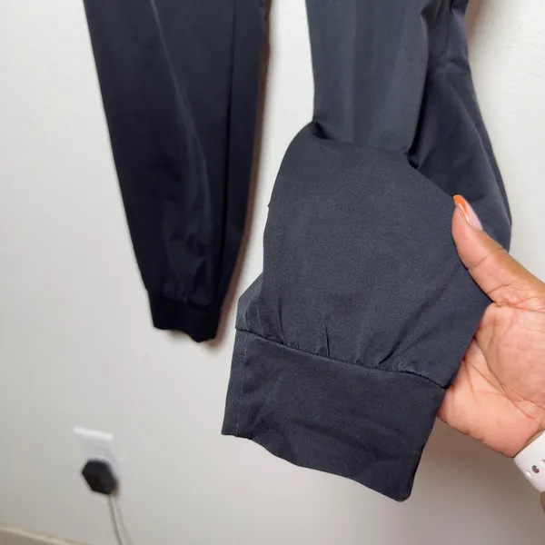 Uniqlo Women AIRism Jogger Pants Small Black Drawstring Pull On Casual Lounge - Image 2
