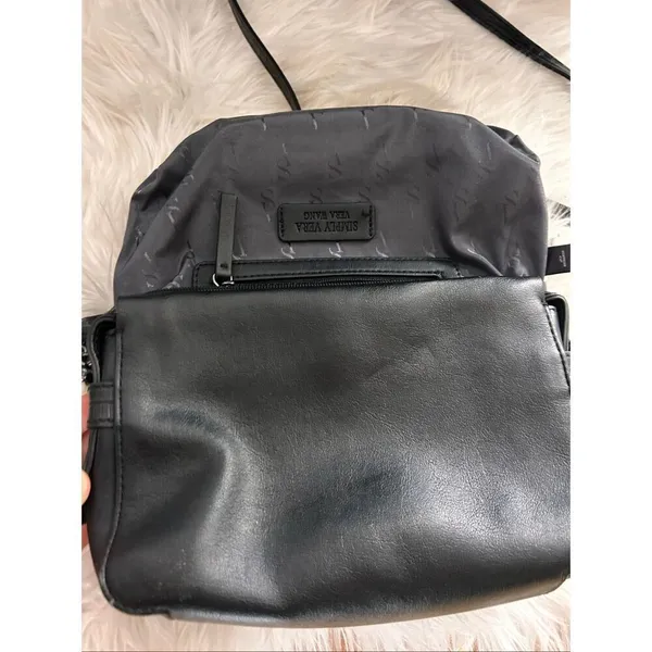 Vera Wang Black Sling Bag Crossbody Wallet Phone Purse - Image 4