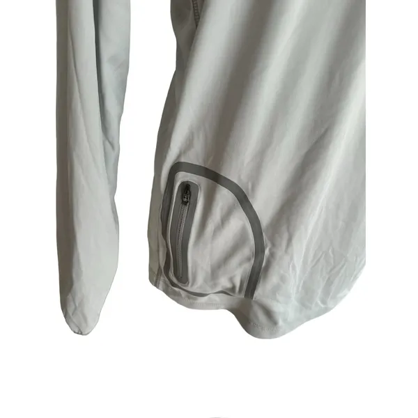 L.L. Bean Medium Long Sleeve Hooded Activewear Gray - Image 2
