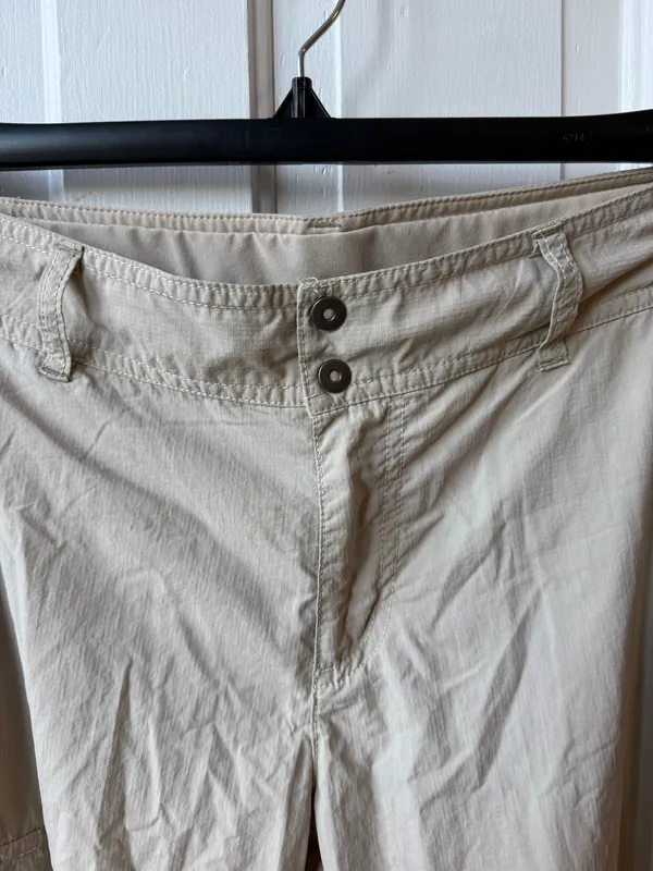 Columbia Women’s Pants Light Tan Omni-Shade Sun Protection Cargo 12 - Image 3