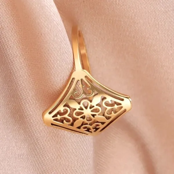 NEW 14k Yellow Gold Plated Stainless Steel Filigree Ring, Size 6‎ - Image 5