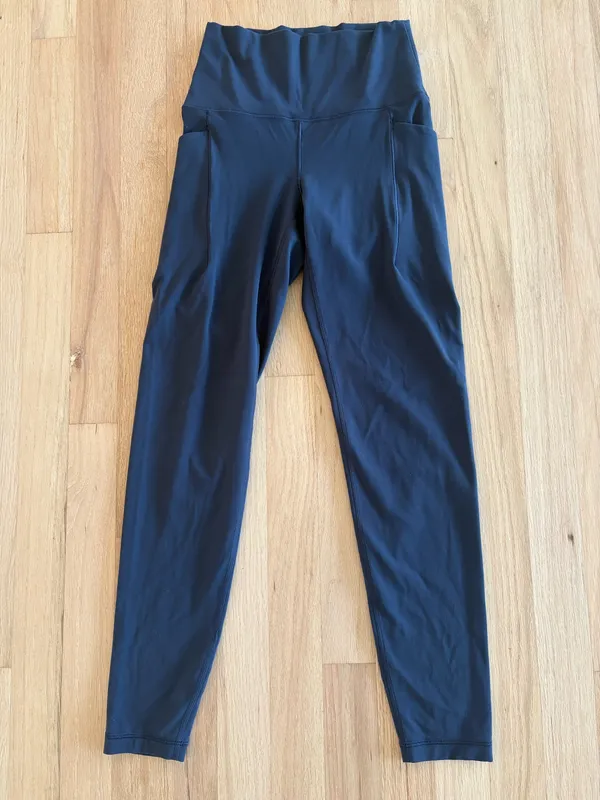 Old Navy StudioSmooth Activewear Set - Image 7