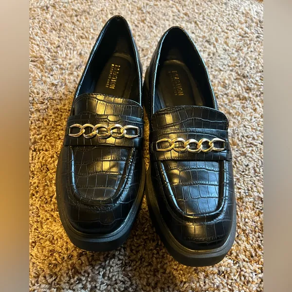 Kenneth Cole Women’s Loafers Size8 - Image 4
