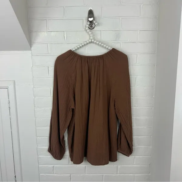 Old Navy Brown Gauzy Cotton Button Peasant Top Size L - Image 9