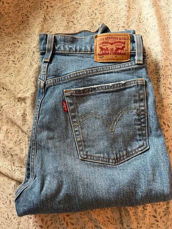 Levi’s Jeans 501 Button Fly Straight Leg - Image 2