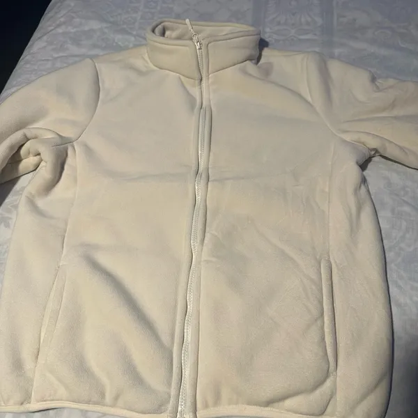 Cream Teddy women Jacket Size L - Image 3