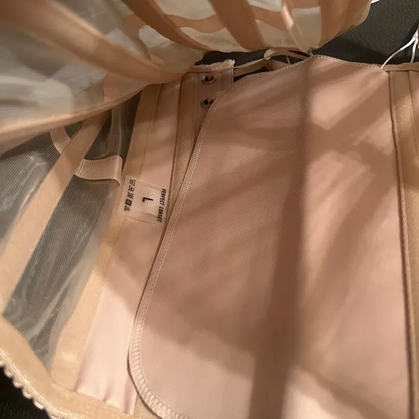 Women’s Nude Lace-Up Waist Trainer Corset - Shapewear - Image 3