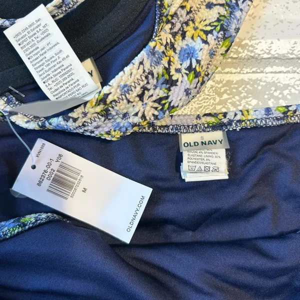 Old Navy Floral Bikini Set - Image 4