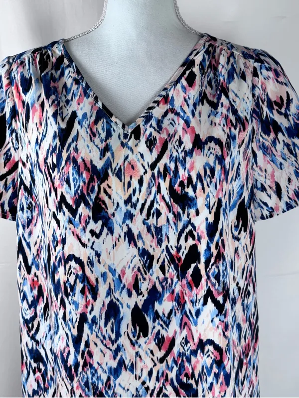 The Limited Ikat V-Neck Shift Dress Blue Pink Size Large NWT - Image 6