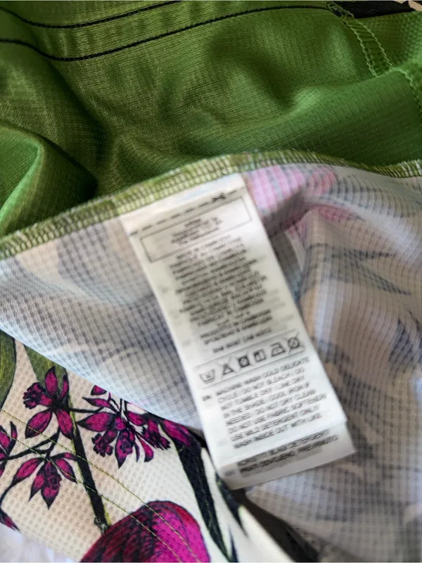 NWT Adidas X Farm Rio farm tee / Dress prm Tropical Parrot Green Pink XL - Image 5