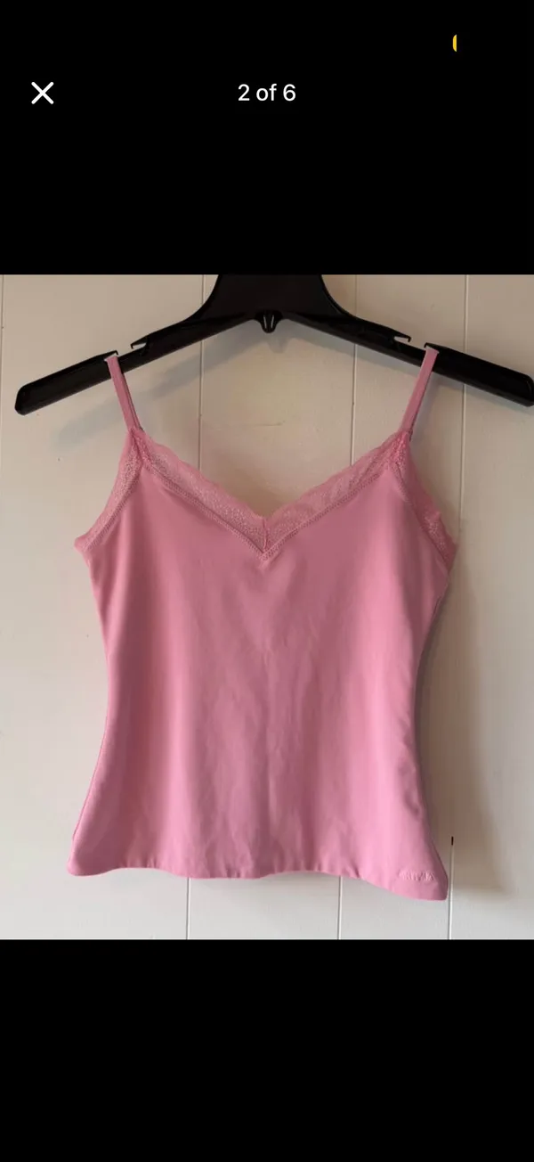 Aritzia Original Contour Flirt Camisole Jellybean Pink Size M - Image 3