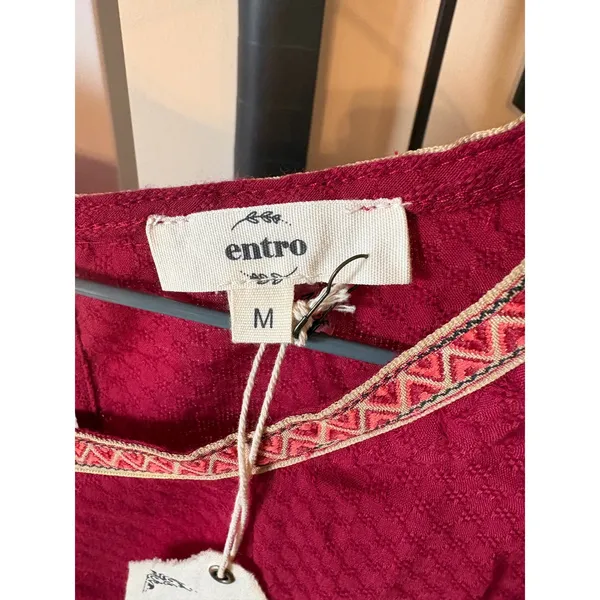 Entro Burgundy Boho Embroidered Bell Sleeve Blouse Top Medium NWT - Image 4