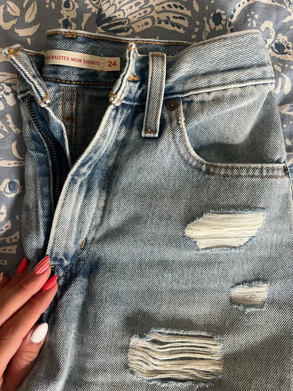 Levi’s Shorts - Image 3