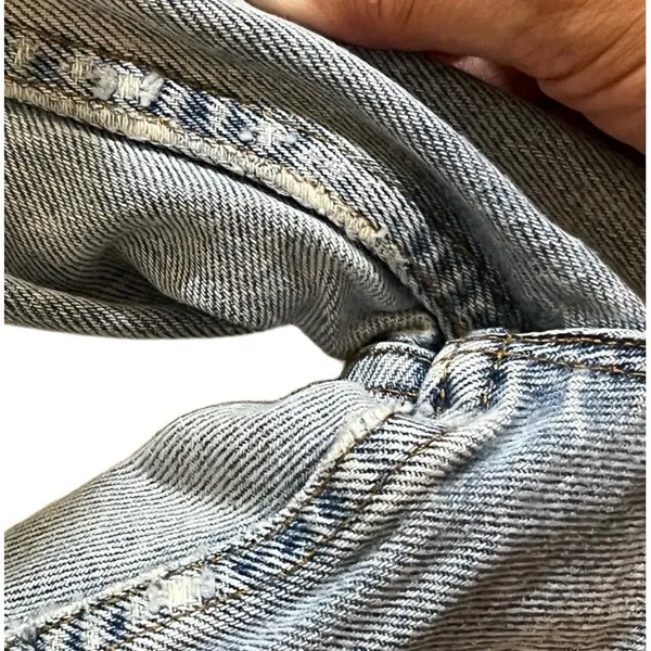 Levi's 561‎ Loose Fit Straight Leg Jeans Size 12 Light Wash Button Fly Vintage - Image 11