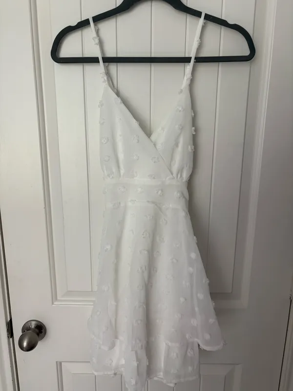 White Lulus Mini Dress - Image 2
