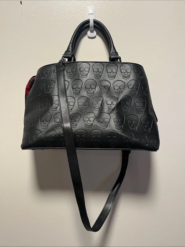 BETSEY JOHNSON Skull Hobo Bag Black Statement Purse Scarf Crossbody - Image 2