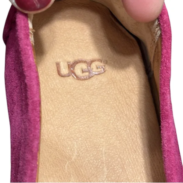 UGG Leather Fuchsia Pink Leather Bow Flats US 6 women’s - Image 3