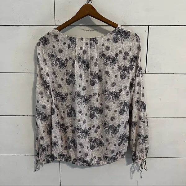 Lucky Brand Floral Peasant Blouse. Size Small. EUC - Image 2