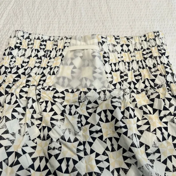 Free people triangle pattern high rise shorts NWT S women - Image 5