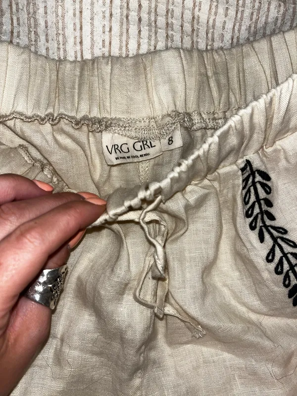 Verge Girl Linen Short - Image 5
