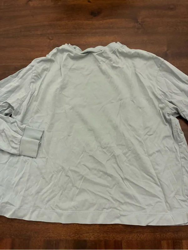 Nike Air T-Shirt Women’s Medium Long Sleeve Top Blue Gray Paint Spots - Image 5