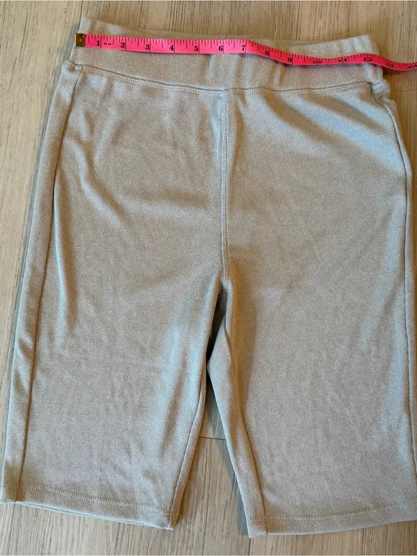 4th & Reckless Sia Cycling Shorts in Beige XS NWT - Image 4