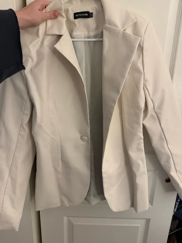 Pretty Little Thing Leather Blazer - Image 2