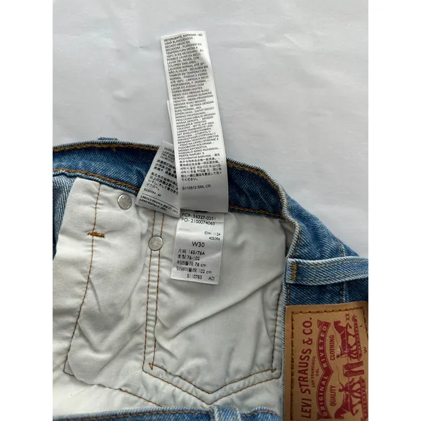 Levi’s 501 Denim Cut Off Button Fly Short Size 30 - Image 5