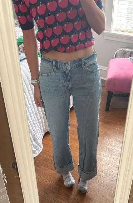 Abercrombie Low Rise Jeans - Image 4