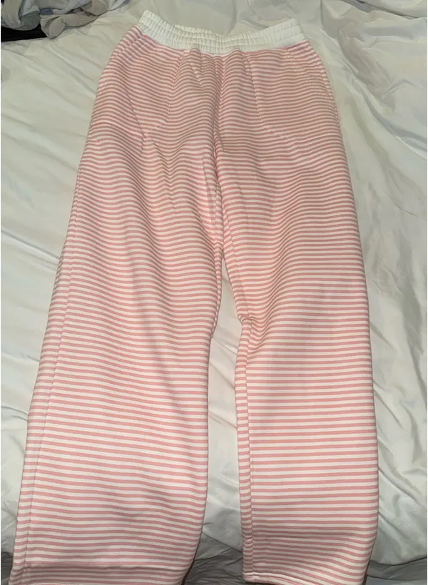 Sun-kissed Coconut Mockneck and sweatpants - Image 4