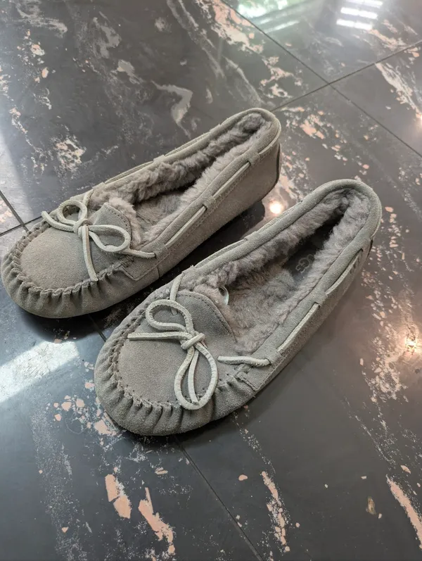 UGG Gray Suede Fur Lined Loafers Size 7 - Image 2