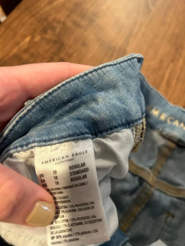 American Eagle Stretch Jeans - Image 4