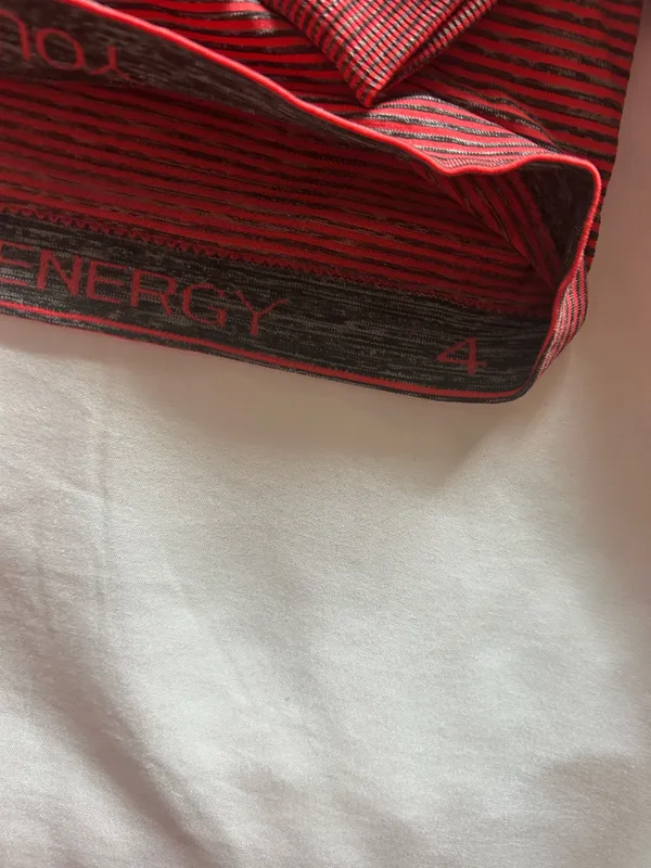 Lululemon Swiftly Tech Long Sleeve Cropped - Image 2