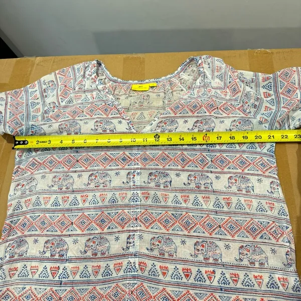 Roberta Roller Rabbit Elephant Print‎ Gauze Lightweight V-neck Blouse Top Medium - Image 11