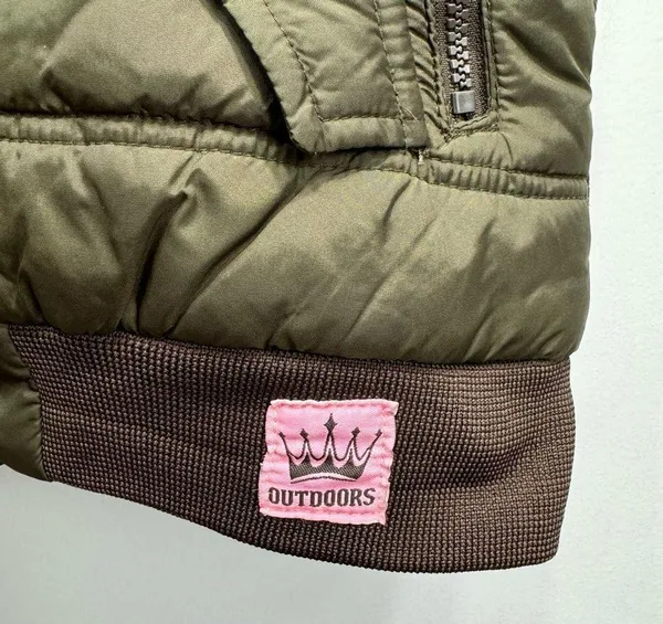 Pennsylvania Embroidered Olive Green Faux Fur Trim Puffer Vest Size Medium - Image 11