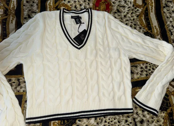 Sincerely Jules knitted set black/cream sweater and skirt size XL - Image 4