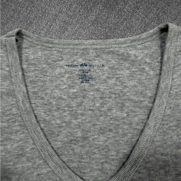 Light Gray Cotton V-Neck T-Shirt - Image 4