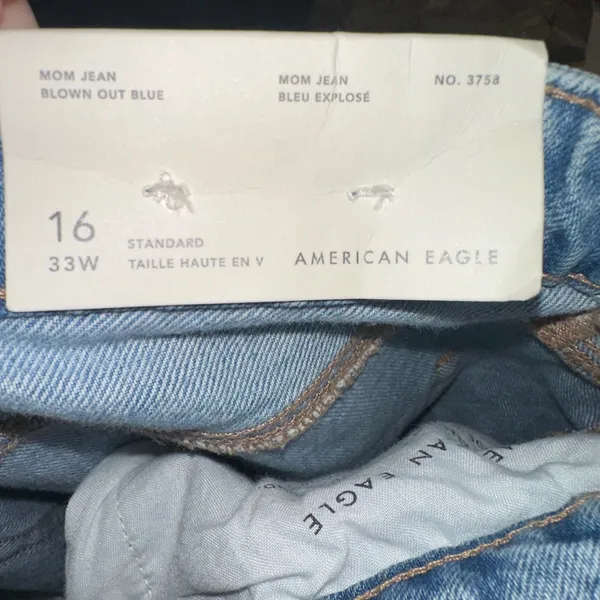 American Eagle Outfitters Mom Jeans High‎ Rise "blown out blue" Wash Size 16 - Image 3