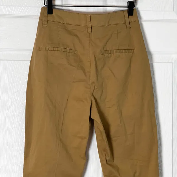 Bershka NWT Tan Cuffed Ankle Cropped Trouser Pants - Image 6