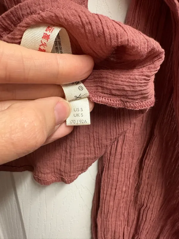 Free People 100% Cotton Rose Colored Button Down Long Sleeve Blouse Small - Image 4