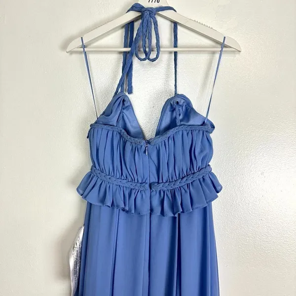 DRESS THE POPULATION Athena Halter Neck Gown in Periwinkle Size Small - Image 9