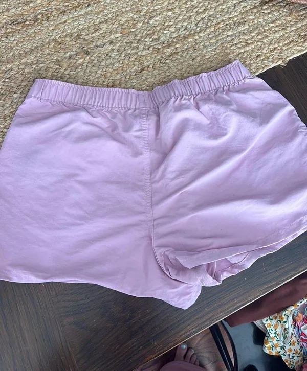 Men’s Patagonia swim shorts - Image 2